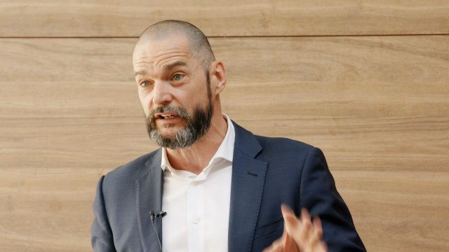 fred sirieix